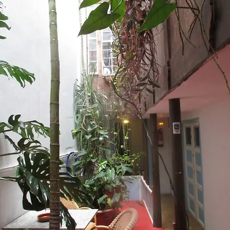 La Cubana
